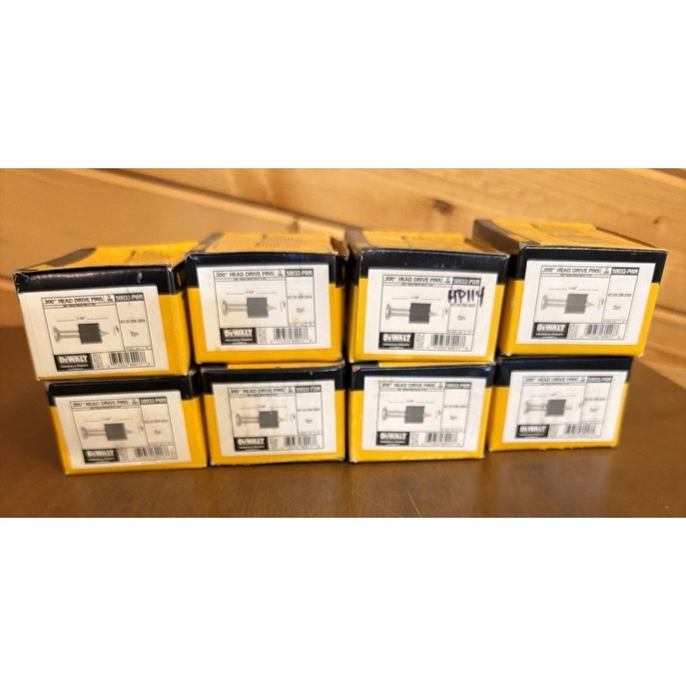 8 boxes of DeWalt - 50032-PWR - 1-1/4" .300 Head Drive Pin (100/Pkg.)